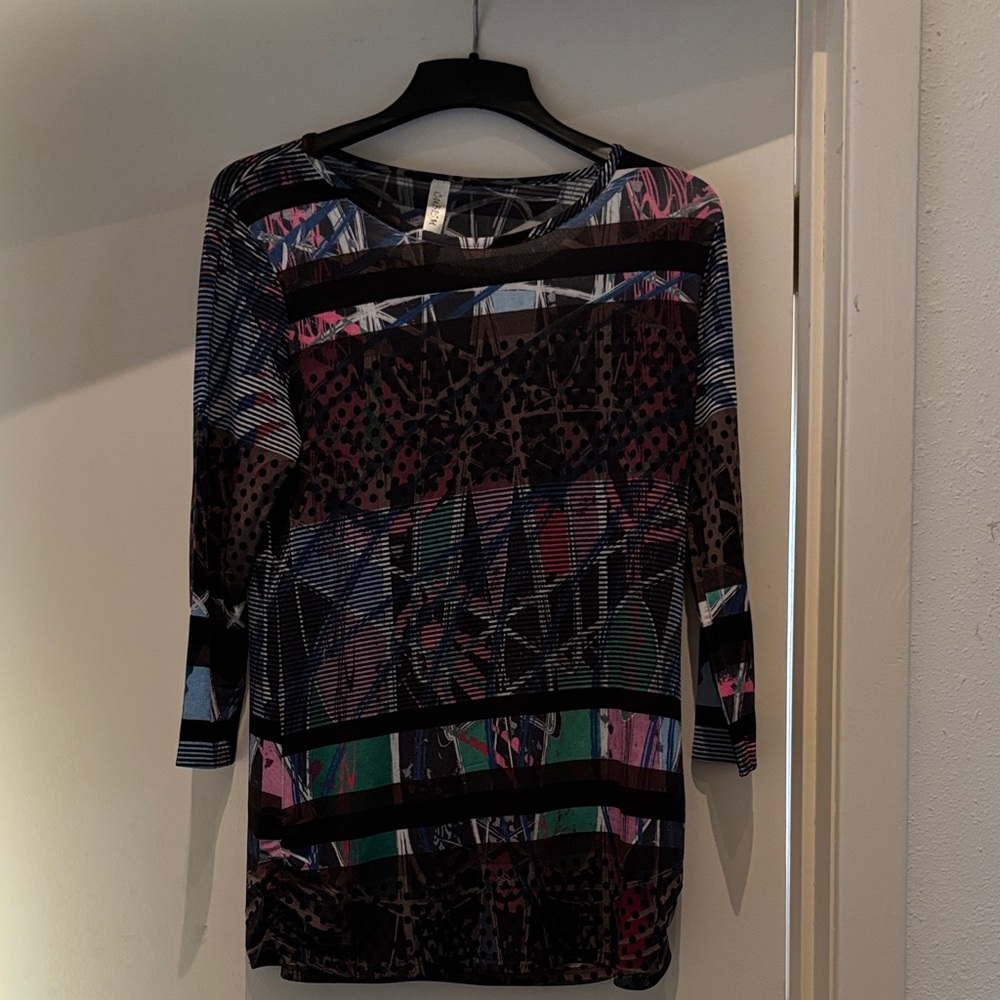 Cubism long  Sleeve Mixed Print Tunic Dress in Black and Multi bodycon